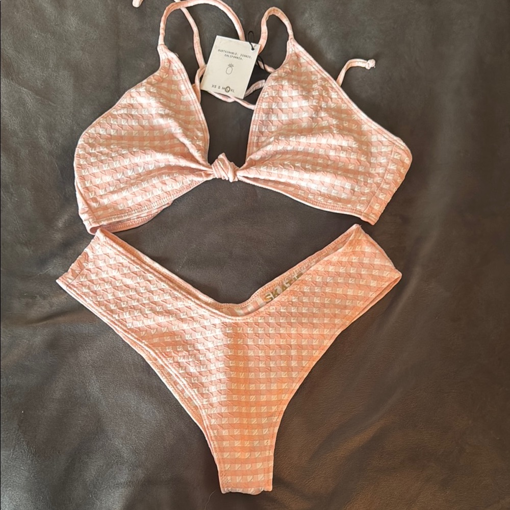 Skatie Bisou print